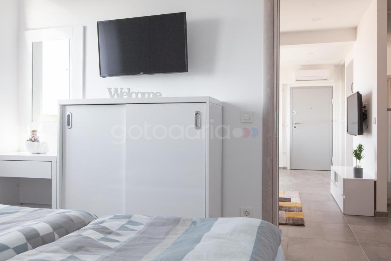Luxury Apartment Sofia -Free Beach Parking ماكارسكا المظهر الخارجي الصورة