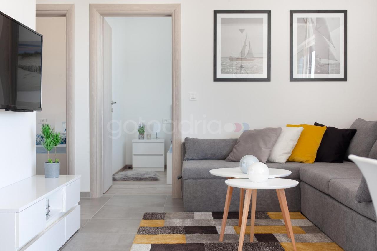 Luxury Apartment Sofia -Free Beach Parking ماكارسكا المظهر الخارجي الصورة