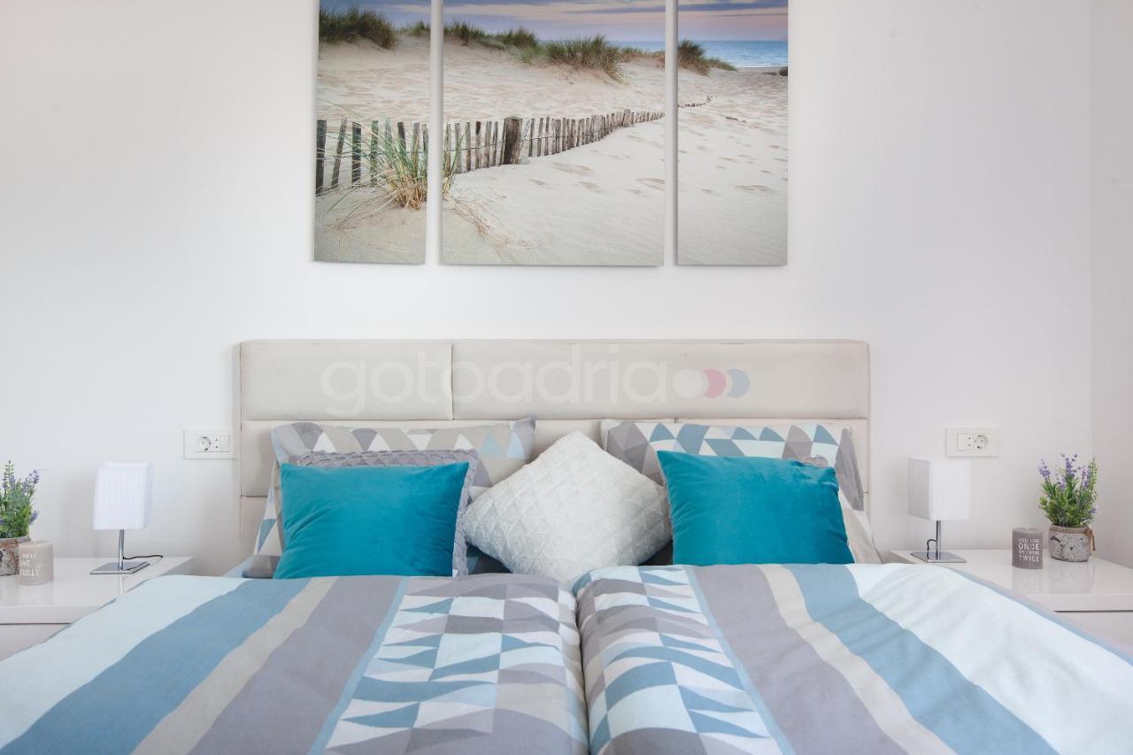 Luxury Apartment Sofia -Free Beach Parking ماكارسكا المظهر الخارجي الصورة